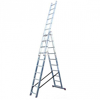 Трехсекционная универсальная лестница