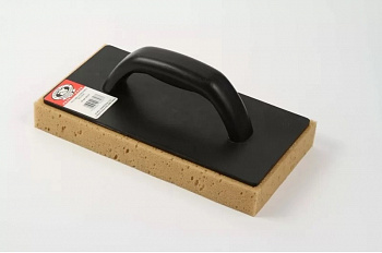 Кельма пластиковая с резанной на квадраты плотной поролоновой губкой, рукоятка двухкомпонентная, толщина полотна 25мм, размер 280х140мм