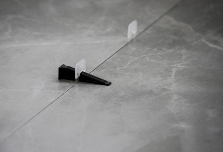 Система выравнивания плитки СВП Зажим 0,5 мм TLS-Profi 100 шт