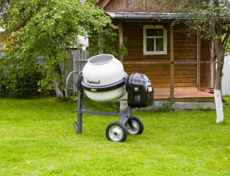 Бетономешалка Helmut BM260