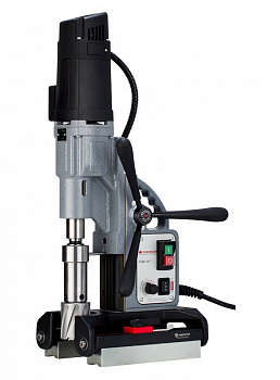 Магнитный сверлильный станок Euroboor TUBE.55-T для работы на трубах, изогнутых поверхностях и плоских листах металла.