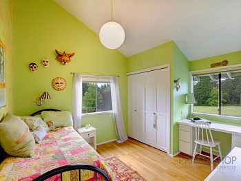 Яблочный зеленый цвет стен