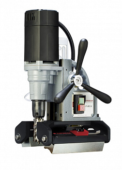 Магнитный сверлильный станок Euroboor ECO-TUBE.30 для работы на трубах, изогнутых поверхностях и плоских листах металла