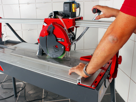 Электроплиткорез Diamant DC-250 1200. RUBI