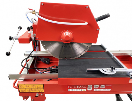 Камнерезный станок Fortezzo ST400-900
