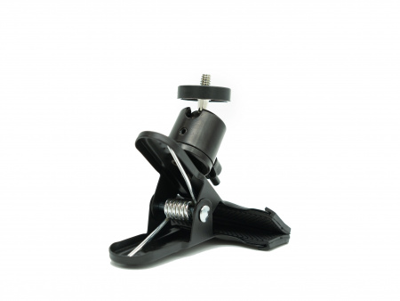 Лазерный дальномер (красная линия) 40 м.