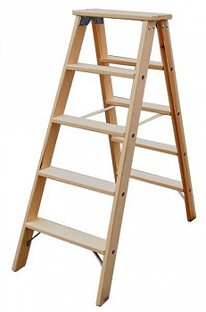 Деревянная стремянка