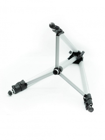 Лазерный дальномер (красная линия) 40 м.